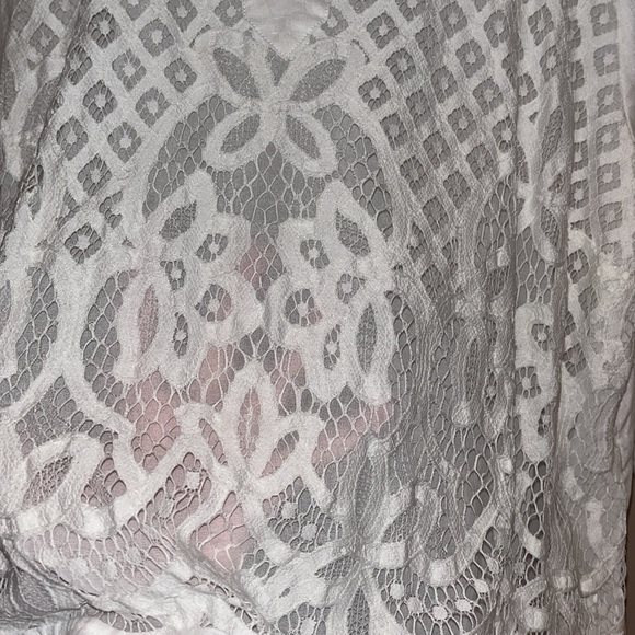 Chicos ladies size 3 linen combo top / lace - Picture 4 of 7